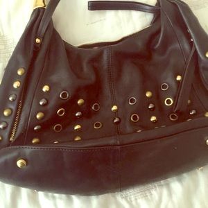 One shoulder bag very trendy